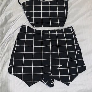 Cute two piece set size small!